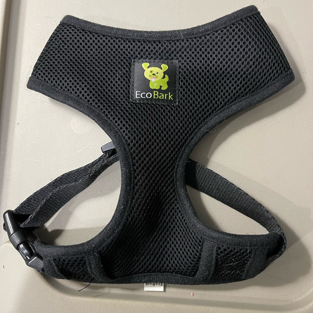 Black EcoBark Dog Harness - Size Medium